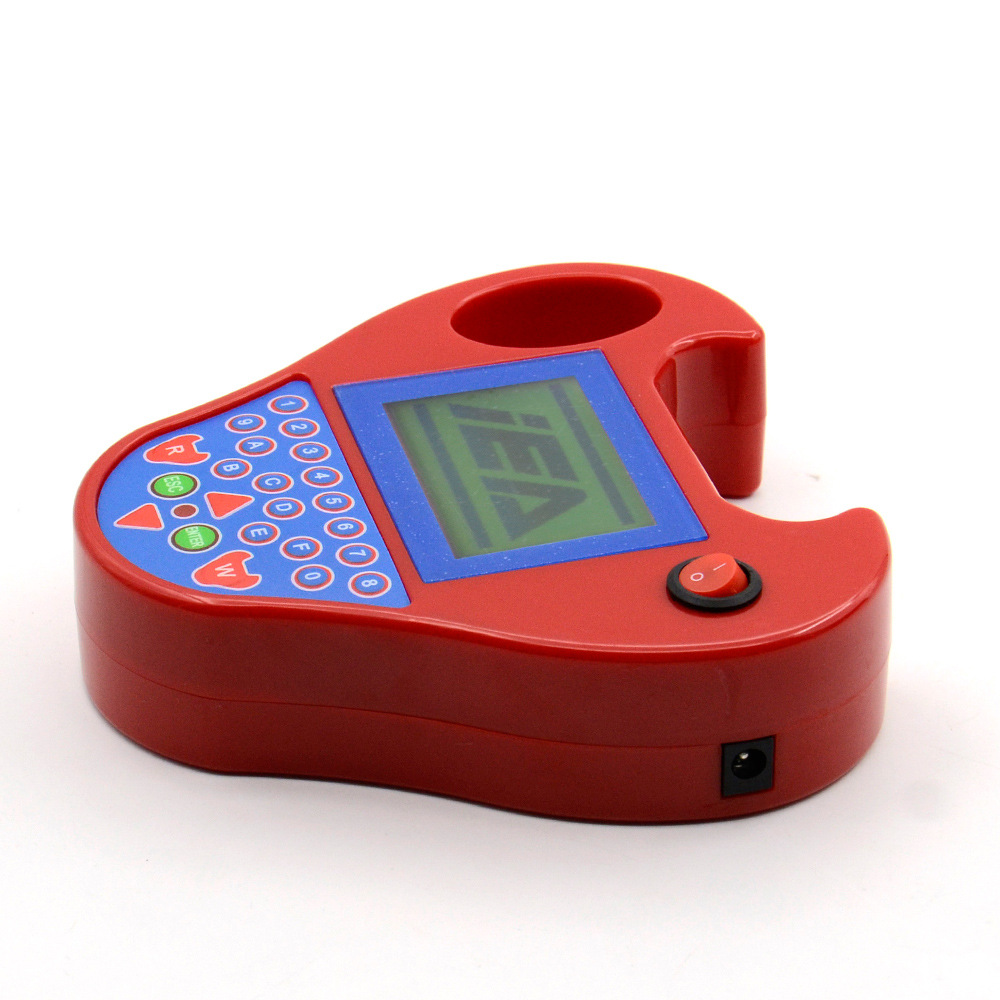 OBD2 Scanner CK100 V46.02 V99. - Board Game With Chips recension och pris