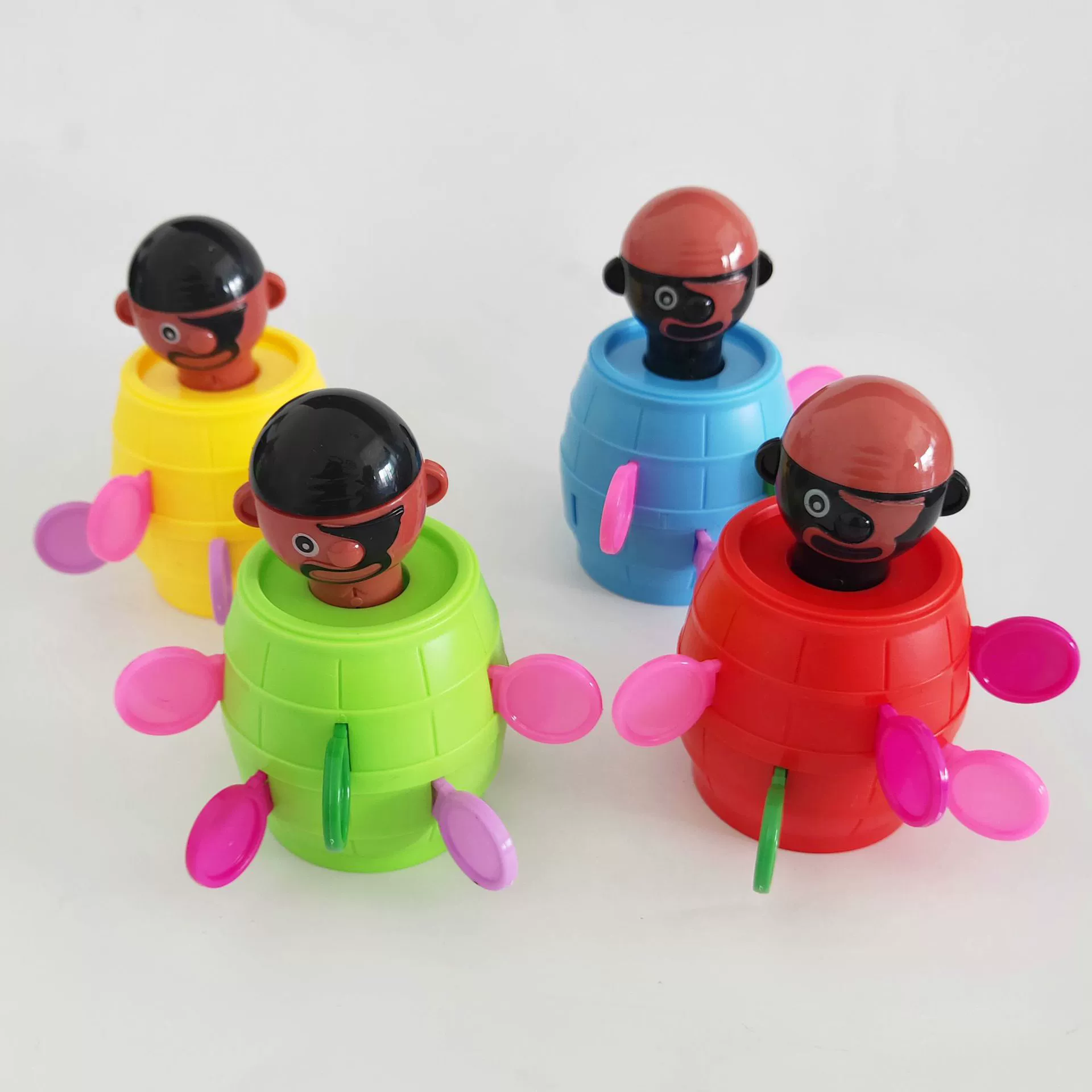 5Pcs Funny Gadget Pirate Barre - Board Game Pirates recension och pris