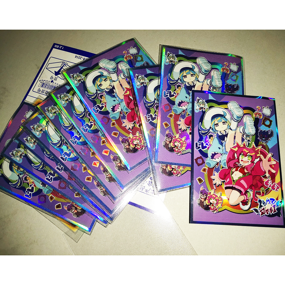 63x90mm Holographic Sleeves 50 - Board Game Illustrator recension och pris