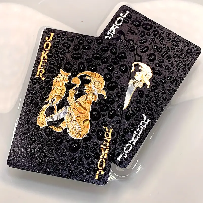 Color Black Gold Playing Card  - Board Game With Chips recension och pris