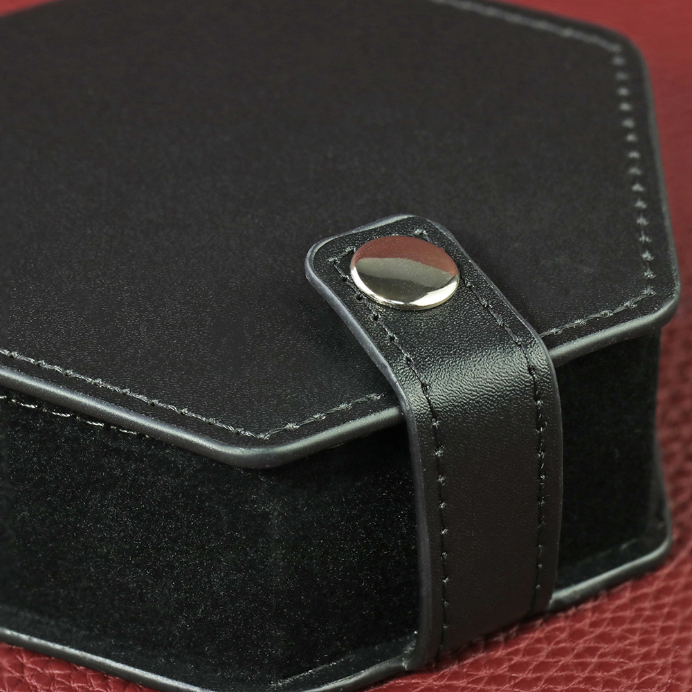 Black Leather Box DND Dice Cas - Board Game With Chips recension och pris